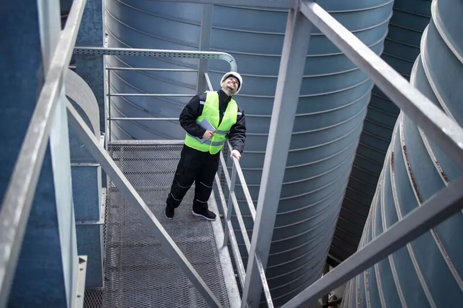 cooling tower maintenance